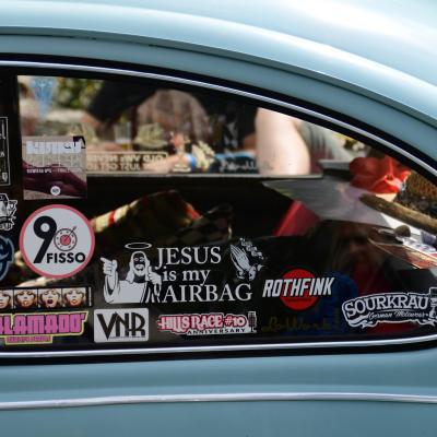 C Pozzetti Sonia Bregnano Co C1 Jesus Is My Airbag