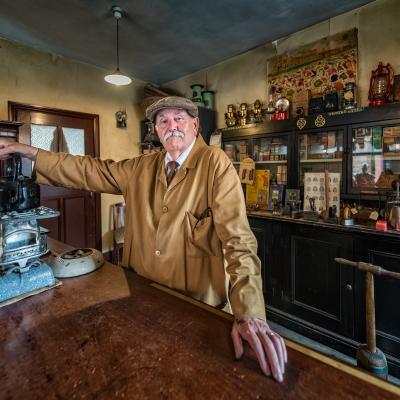 B Macinai Michele Bucine Ar B1 The Shopkeeper 2