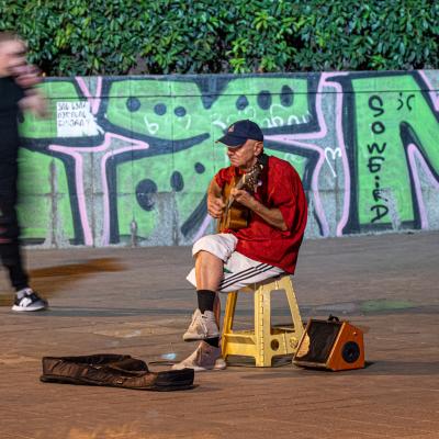 B Pezzuto Loretta Robbio B3 Musica In Strada